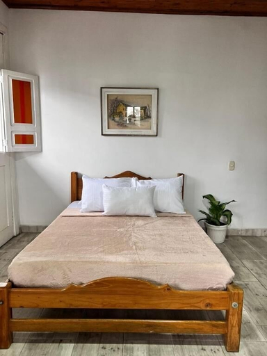 Room 2, Casa Santa Rosa Galeria, Santa Rosa de Cabal
