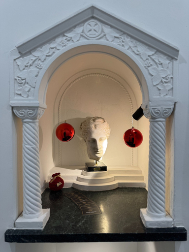 Others 4, Casa Divinus, Attica