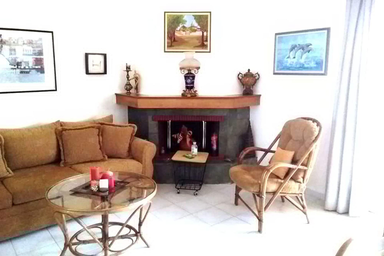 Room 2, Marina's traditional house at Sivas village, Faistos