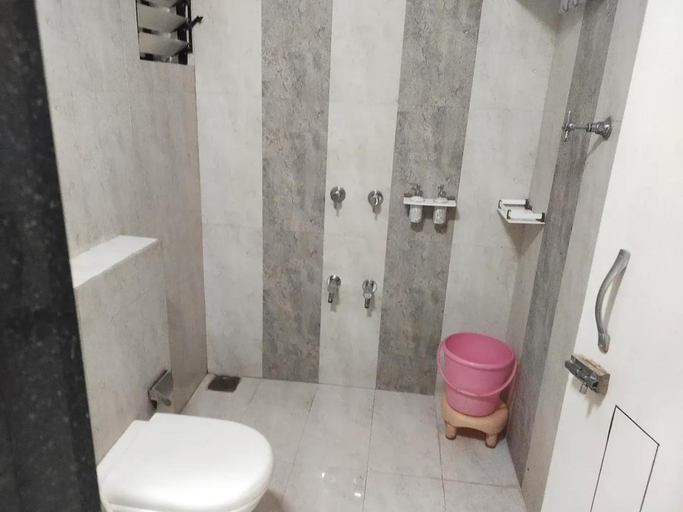 Bathroom 4, Hotel Crown, Rajkot