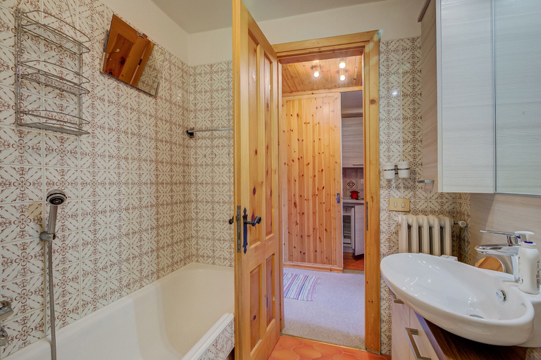 Bathroom 5, Casa Ciuk, Sondrio
