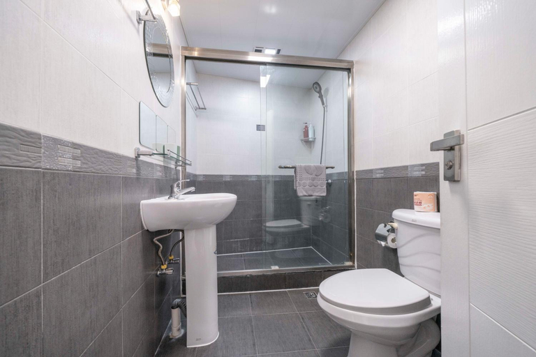 5, Tyms Family 3BR 2BA APT Crystal Garden, Shanghai