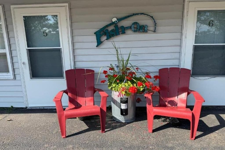 Terrace/patio 4, Riverview Lodge, Chippewa