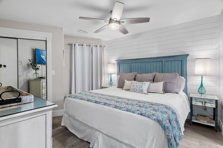 Bedroom 2, Silver Dunes D206- The Salty Seahorse, Okaloosa