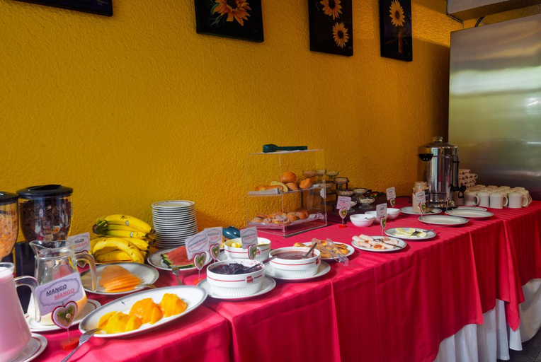 Food & Drinks 5, Hotel Savoy Inn, Quito