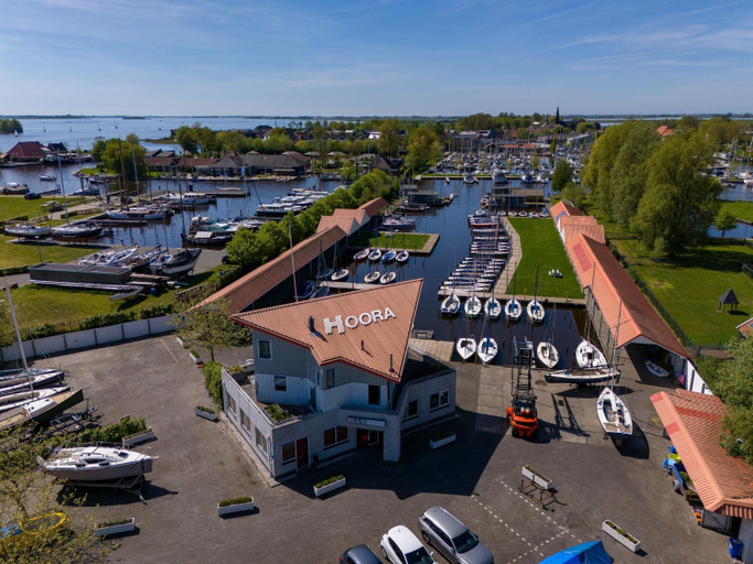 Surrounding environment, Houseboat in Heeg with Stunning Marina Views, Wymbritseradiel