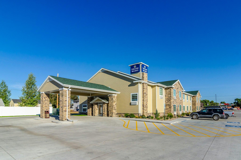 Exterior & Views 2, Cobblestone Inn & Suites - Bridgeport, Morrill