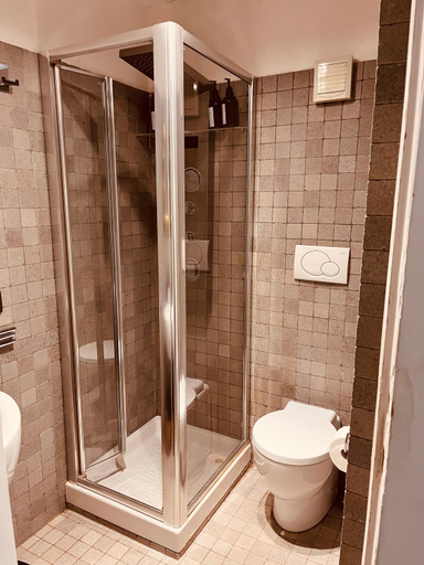 Bathroom 5, Green Suite on the roof, Roma