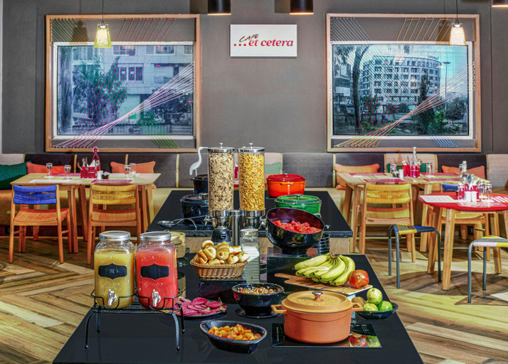 Food & Drinks 3, Ginger Pune, Wakad, Pune