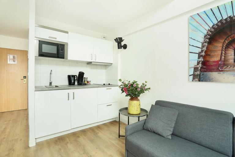Others 5, Yef Hotel Les Lilas, Seine-Saint-Denis