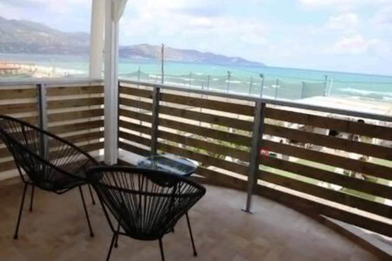 Room 2, Havana 1 Sea and Pool Apartment, Crete