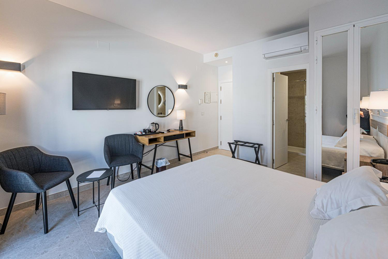 Bedroom 3, Hotel Puerta del Mar, Málaga