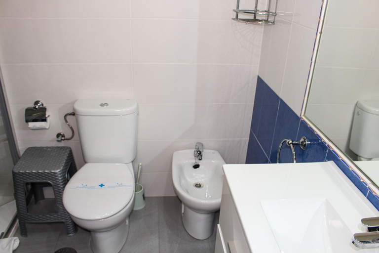 Bathroom 2, Turquesa Beach Unitursa, Alicante