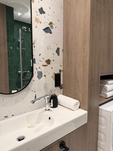 Bathroom 2, Native Apartments Karłowicza 13, Kraków City