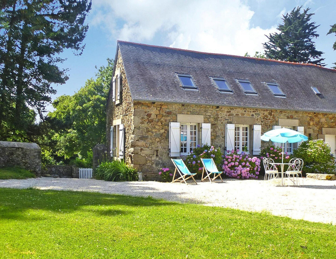 Others 1, Stone House near Pink Granite Coast Beaches, Côtes-d'Armor