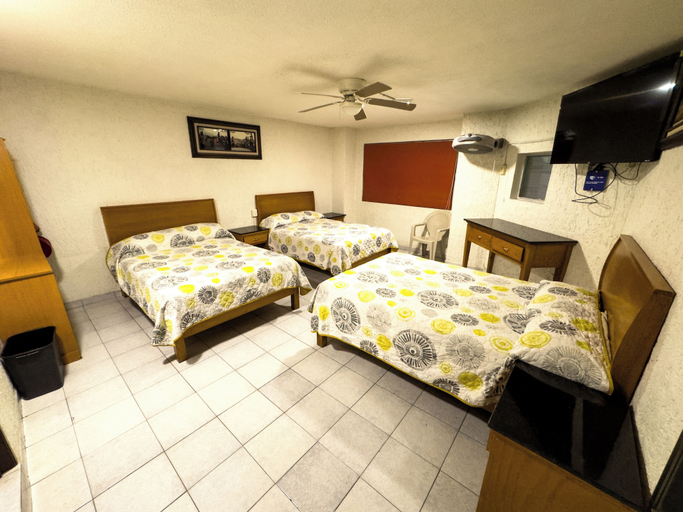Bedroom 3, HOTEL CALIFORNIA, San Luis Potosí