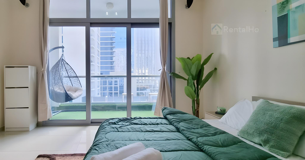 Bedroom, 50% OFF Summer Offert, Nice w/ Balcony & Pool View, Dubai