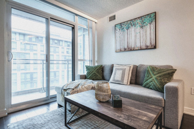 Living area 5, Majestic City Retreat, Toronto