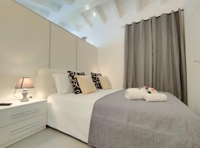 Bedroom 3, HOLMANN SUITE ROOMS, Olbia-Tempio