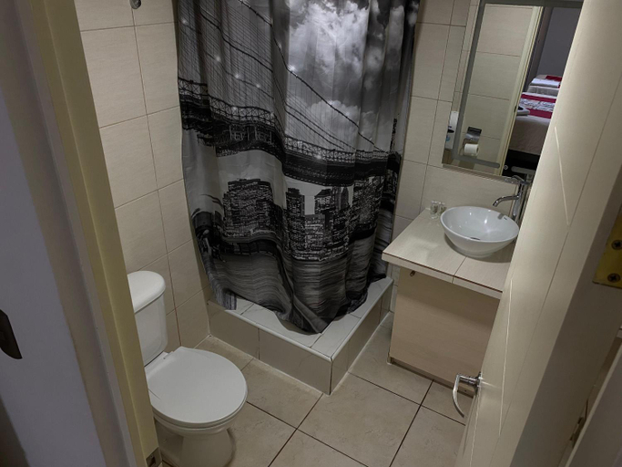 Bathroom, Hotel Paola Maipu, Antofagasta