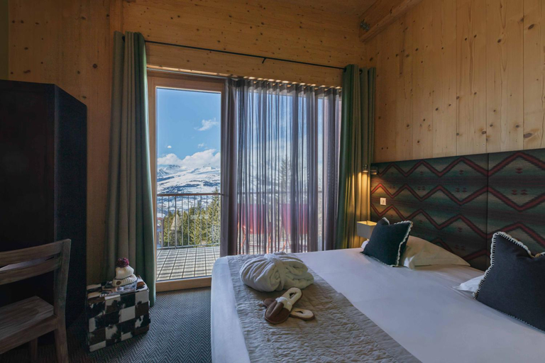 Bedroom 3, Les Chalets de l'Aiguille Grive, Savoie