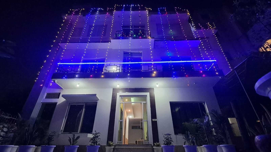 Exterior & Views 1, Soooper Hotel, Gurgaon
