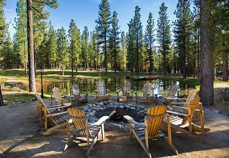 Food & Drinks, Chalet View Lodge, Plumas