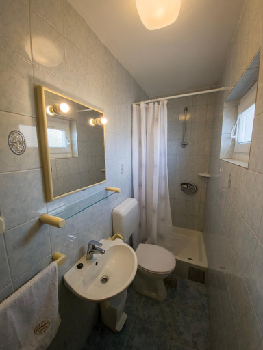 Bathroom 3, Apartments Cacija, Trogir