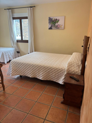 Bedroom 2, Hostal Mulhacen, Granada