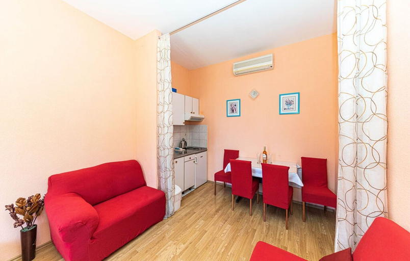 Others 5, Apartments Sunny, Makarska