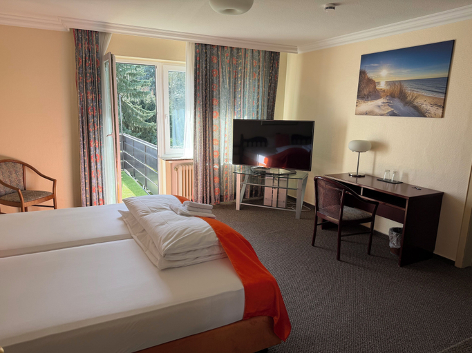 Bedroom 3, Hotel Bremer Kreuz, Verden