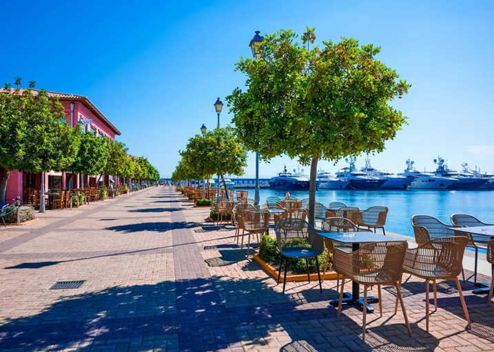Room 3, Seaside Escape With Balcony in Paleo Faliro, Attica