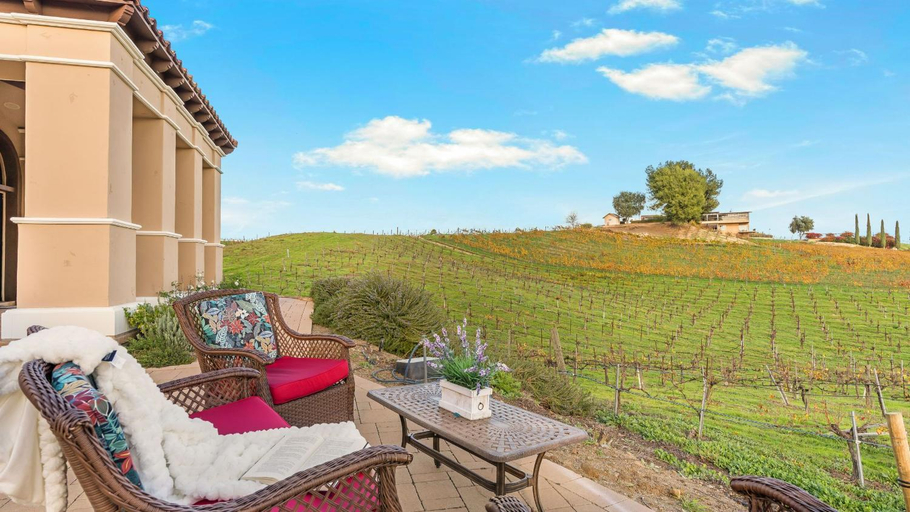 Facilities 5, Villa Di Gioia by AvantStay, Riverside