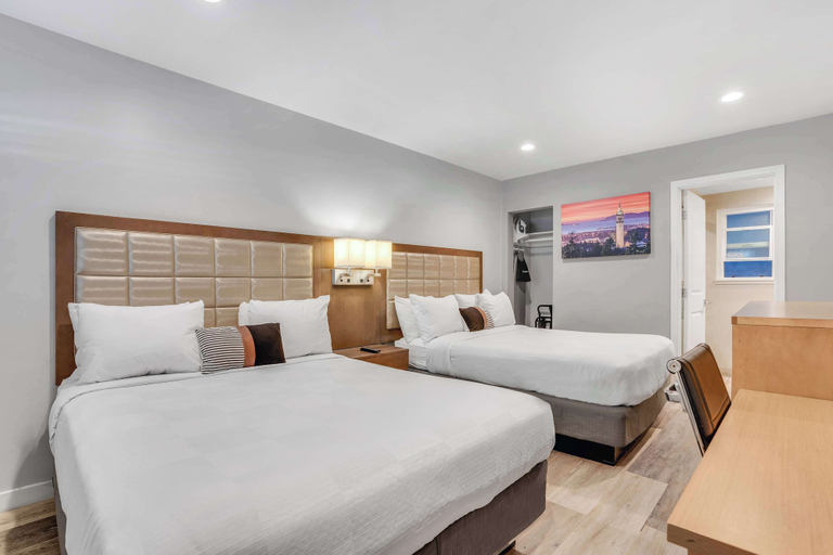 Bedroom 4, Sather Berkeley, SureStay Collection by Best Western, Alameda