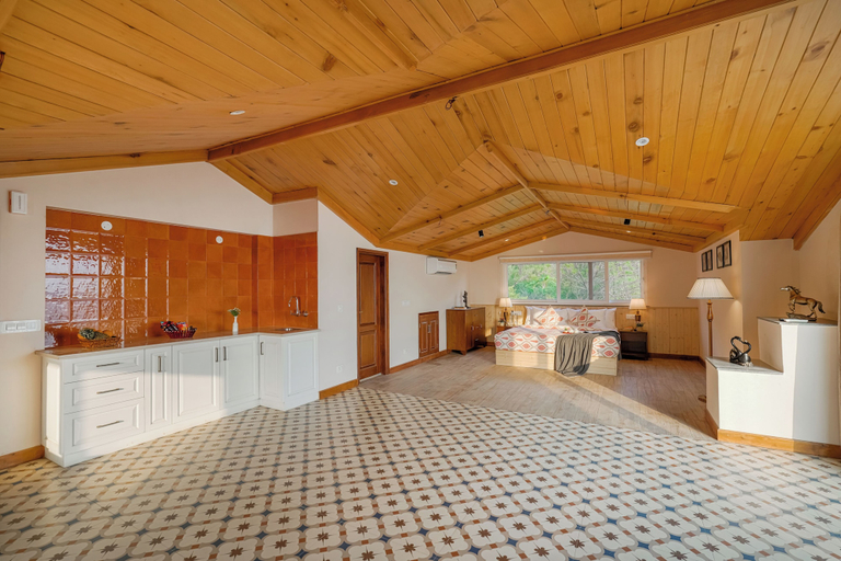 Room 2, Konifer Villas By ELIVAAS, Solan