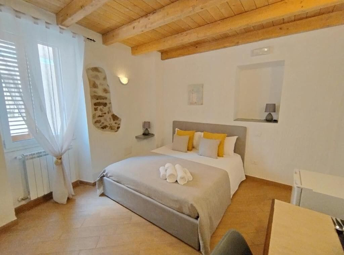 Bedroom 4, HOLMANN SUITE ROOMS, Olbia-Tempio