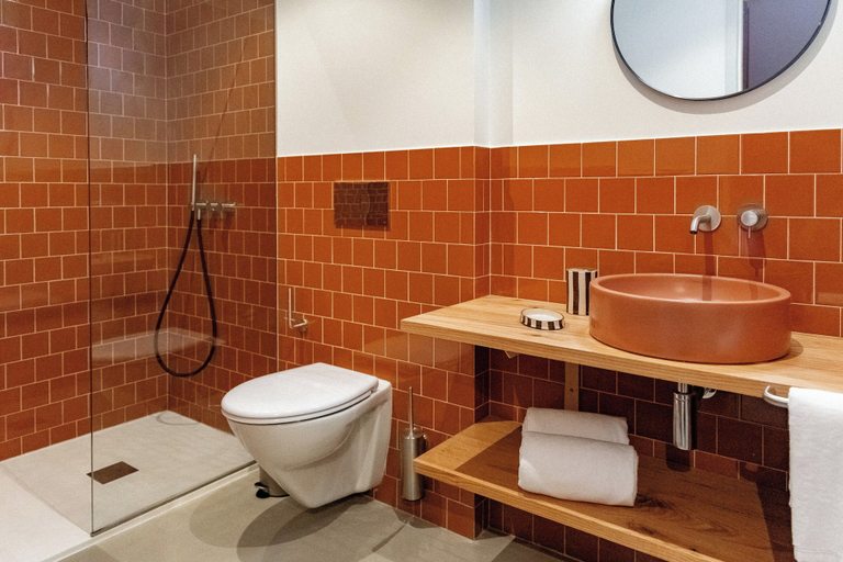 Bathroom 2, The Mila Porto, Porto