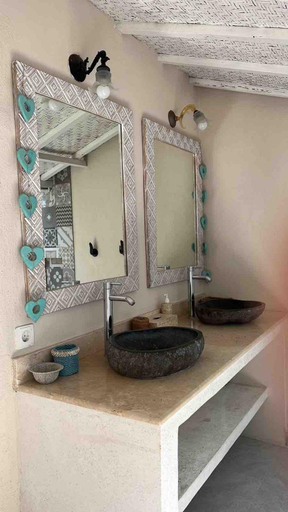 Bathroom 4, Desa Naga Villa II, Badung