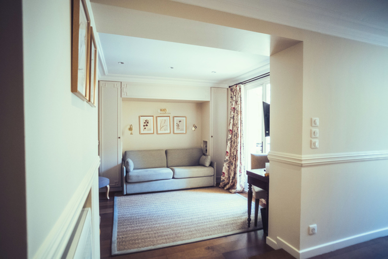Bedroom 4, Villa Victor Louis, Gironde