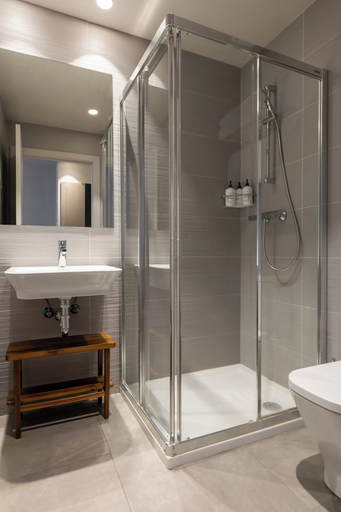 Bathroom 3, Colectia Hotel Urumea, Guipúzcoa