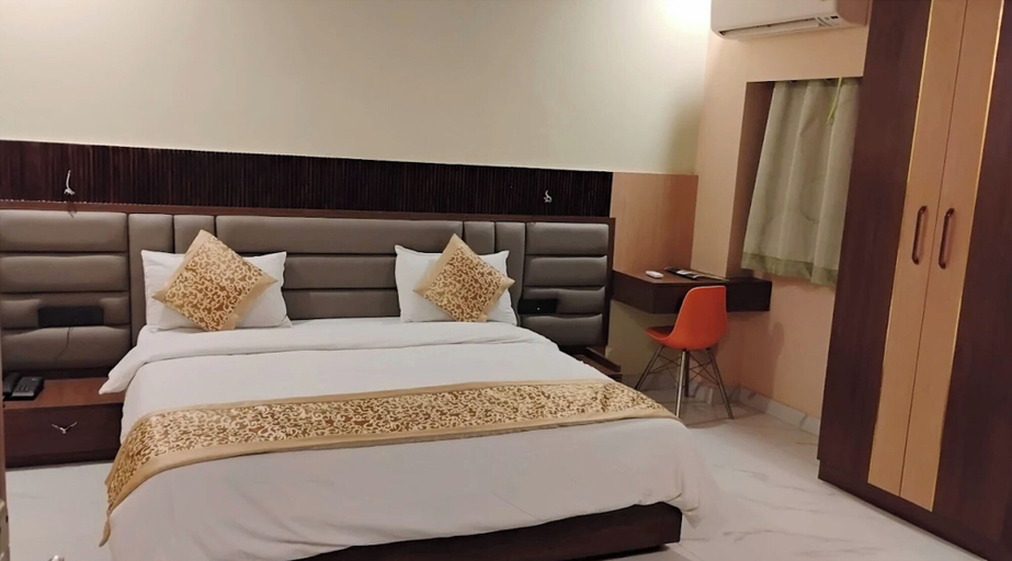 Room 5, Hotel Shivay Near Vishwanath Temple, Varanasi