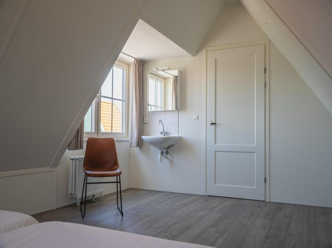 Room 2, House With Infrared Sauna Near Alkmaar, Graft-De Rijp