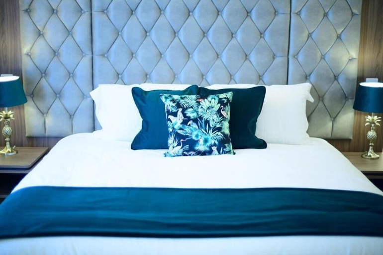 Room 4, Walton View Hotel, Leeds