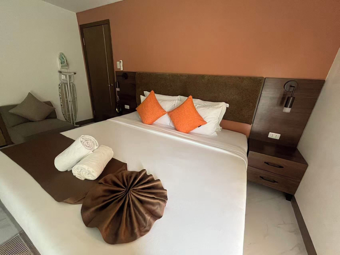 Bedroom 2, 88th Avenue, Cebu City