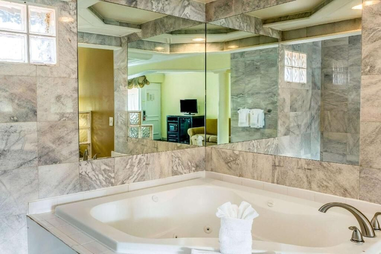 Bathroom 3, AC Lodge by Beach and Boardwalk, Atlantic