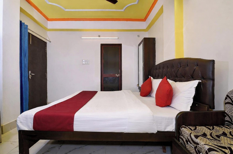 Room 2, Hotel Temple City Guest House, Varanasi