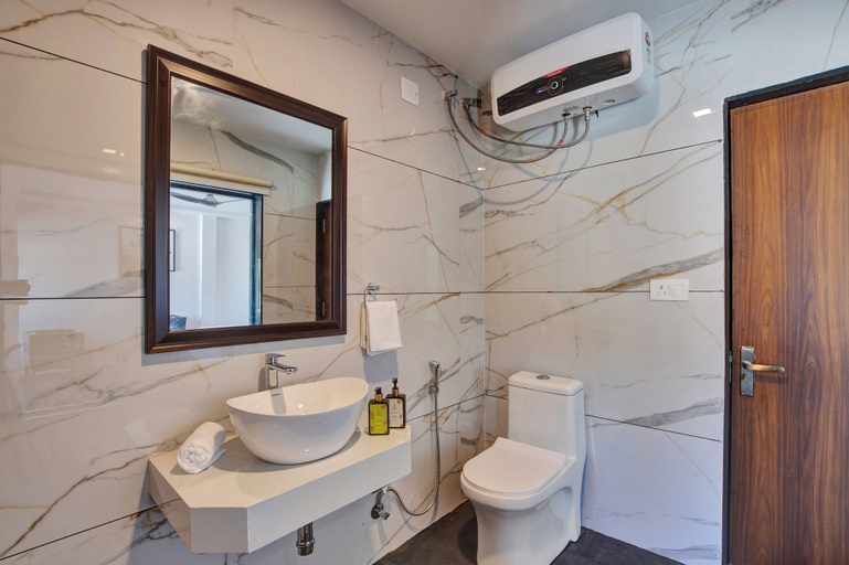 Bathroom 5, ELIVAAS Horizon Luxe 5BHK Villa, Udaipur