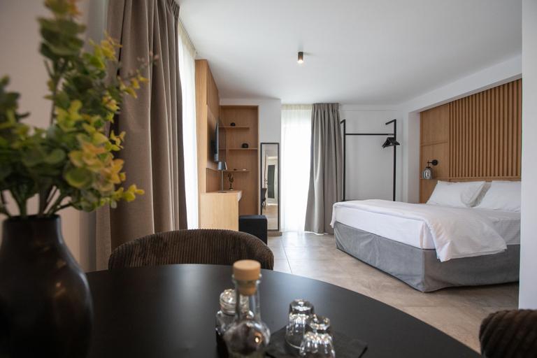 Room 5, Griffin Luxury Suites in Heraklion Center, Crete