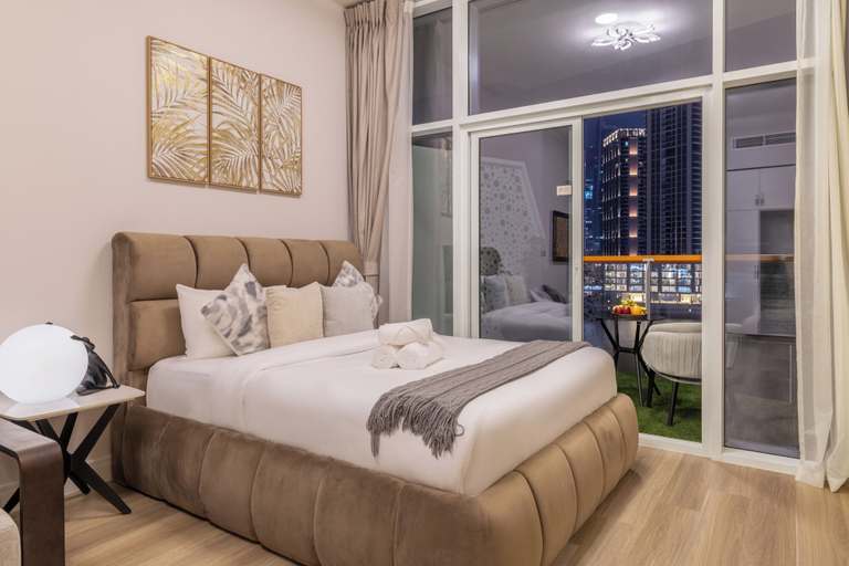 Room 5, Gogoto Lux Studio Canal & Burj View, Dubai