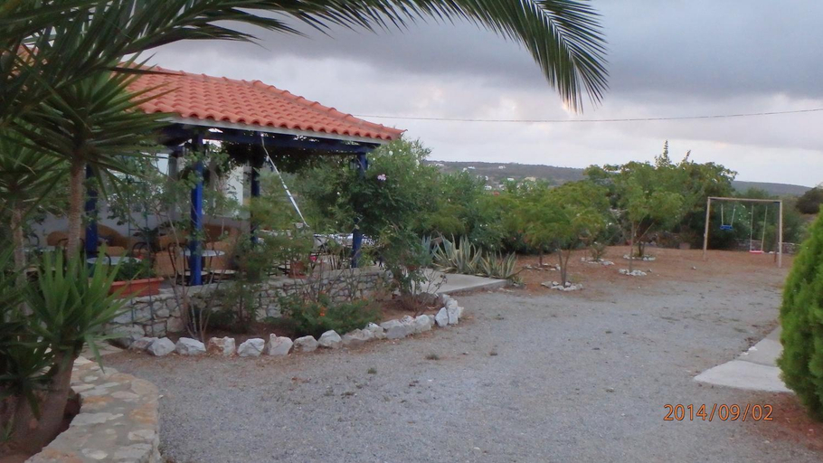Others 5, Mylos Garden, Attica